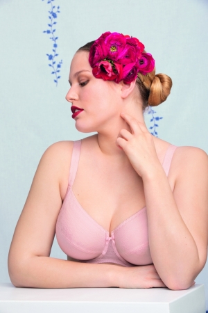 FLEUR 279 blush pink